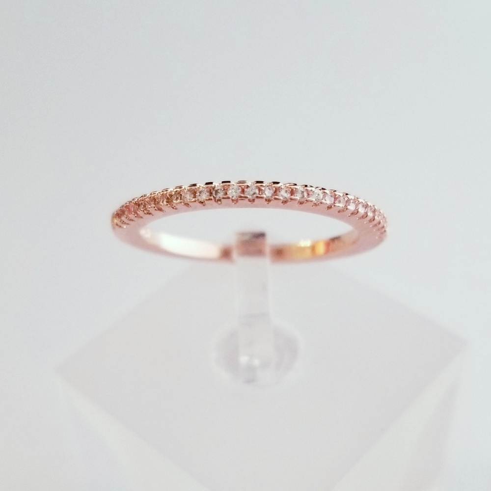 Classic Rose Gold Pave Band - Picture 1 of 8